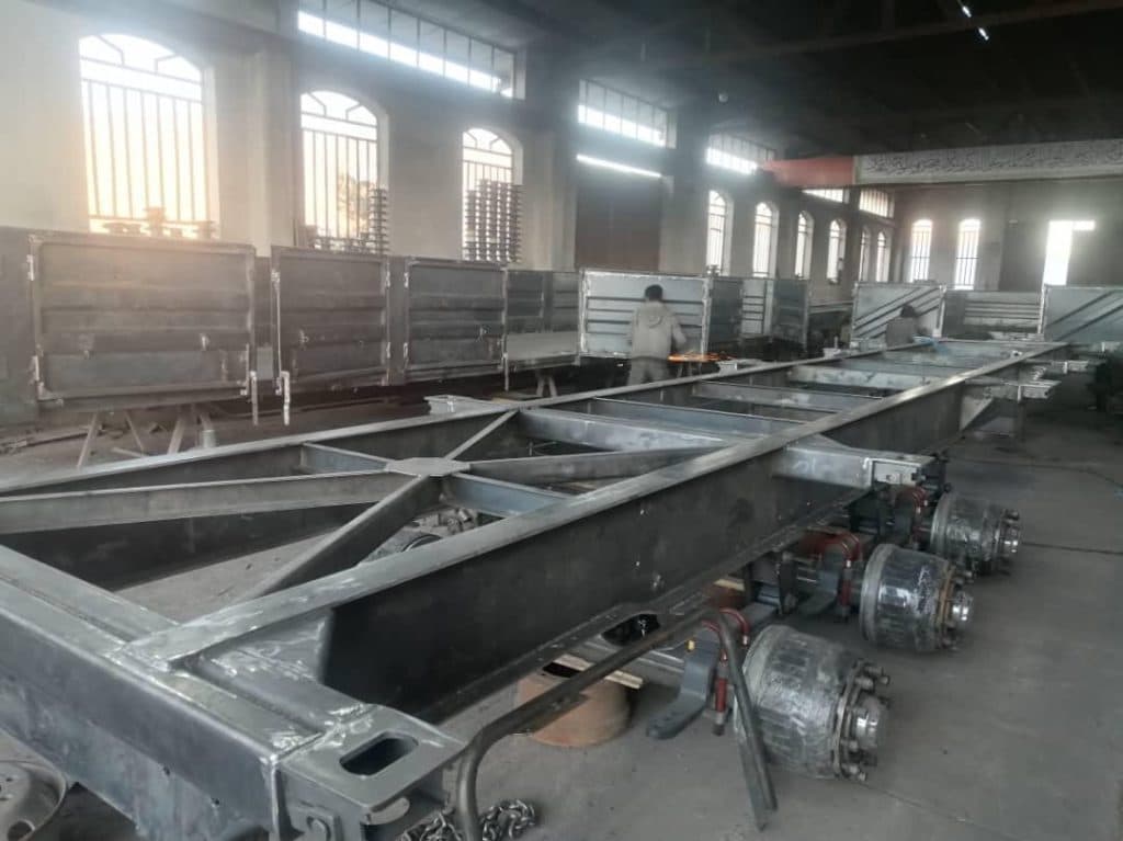 شرکت تریلرسازی تکتاز تریلی در ارسنجان فارس