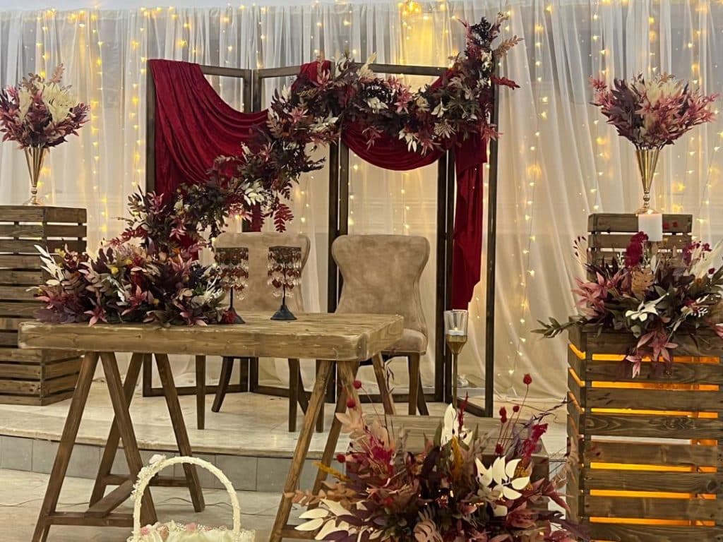 مزون عروس و تشریفات نازخاتون در بندر گناوه