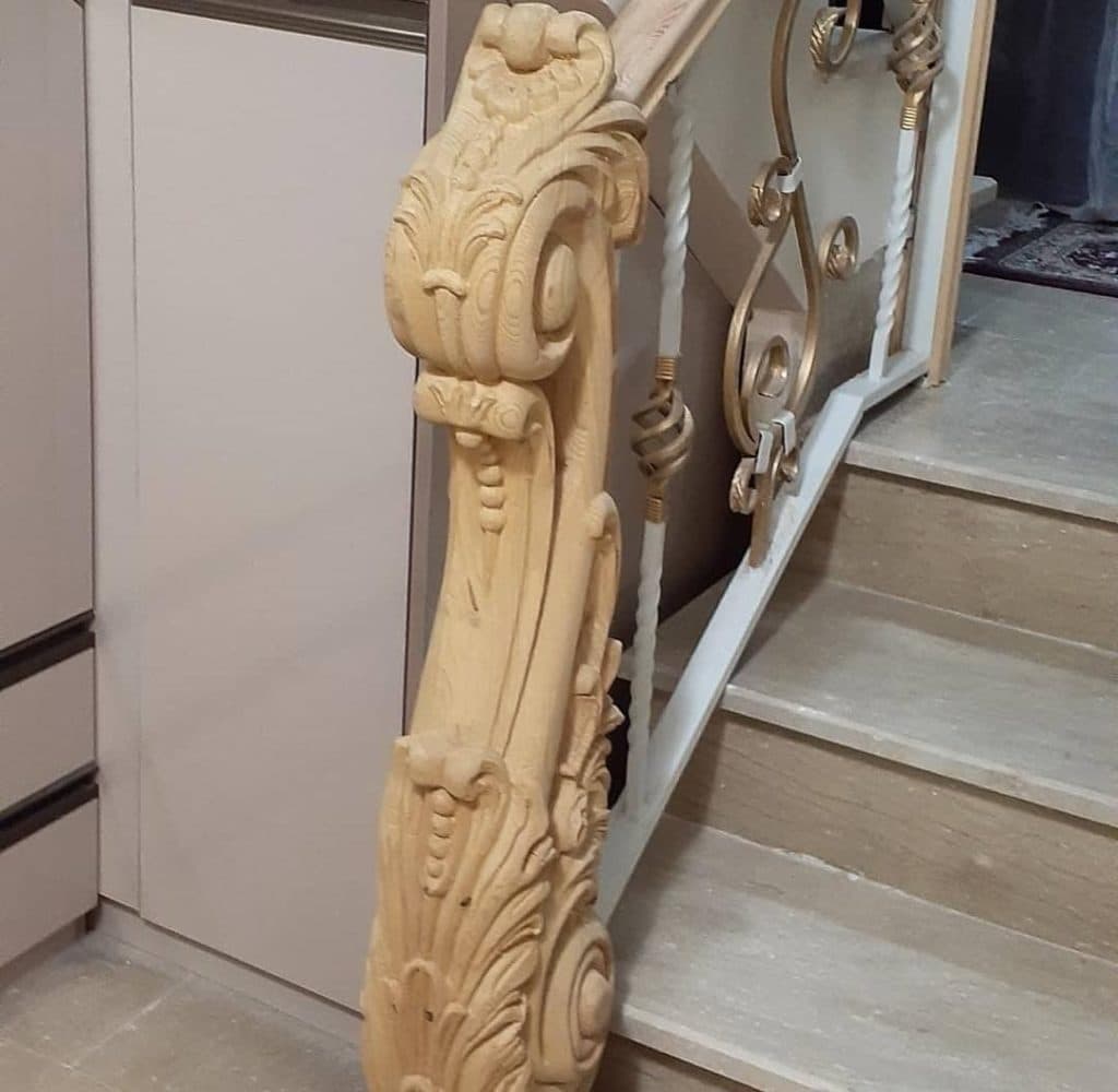 طراحی و ساخت پله گرد چوبی و پله حلزونی سعید در تبریز