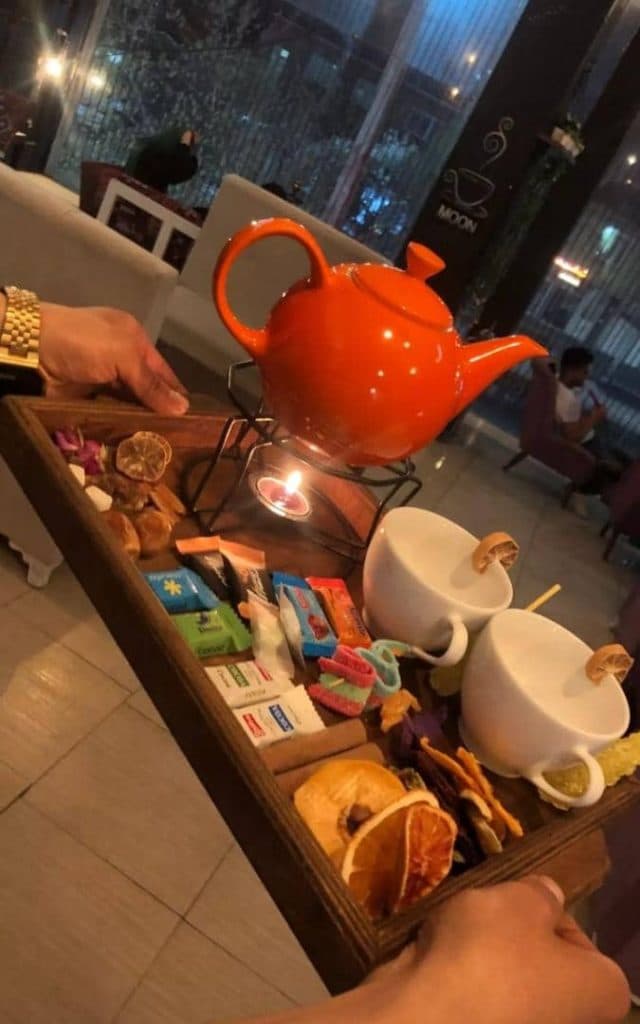 کافه فست فود موون moon در ماکو آذربایجان غربی