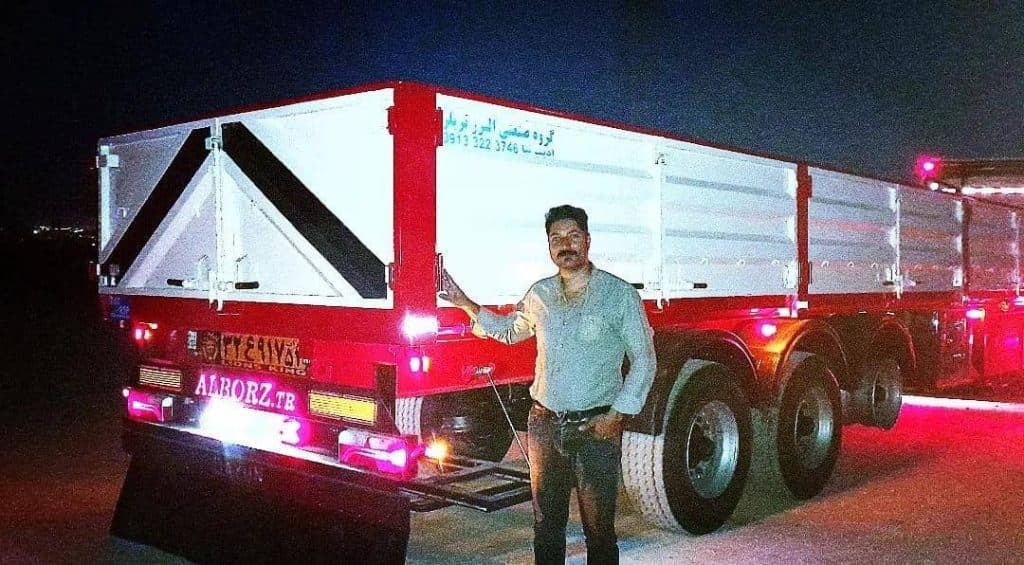تریلی سازی و کانتینر سازی البرز تریلر در شهرضا اصفهان
