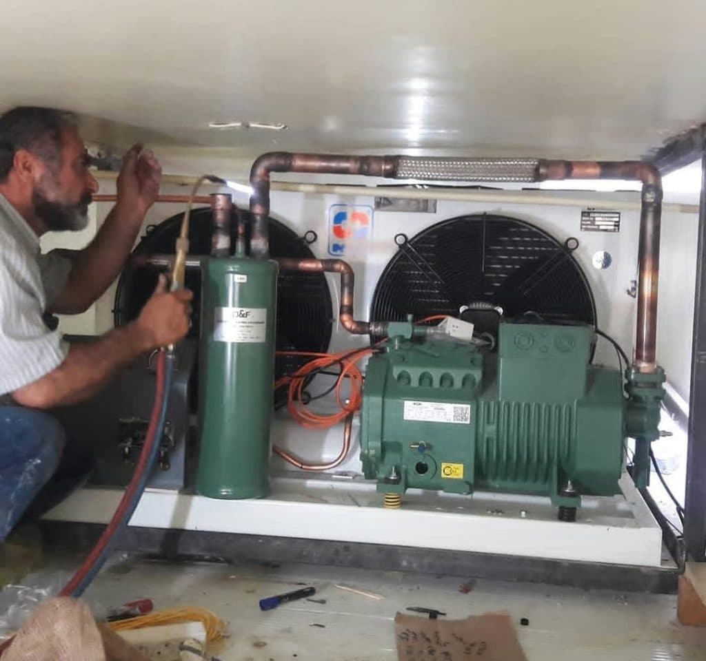 ساخت و اجرای دستگاه برودتی و سردخانه و چیلر مهرسان سرما در تهران