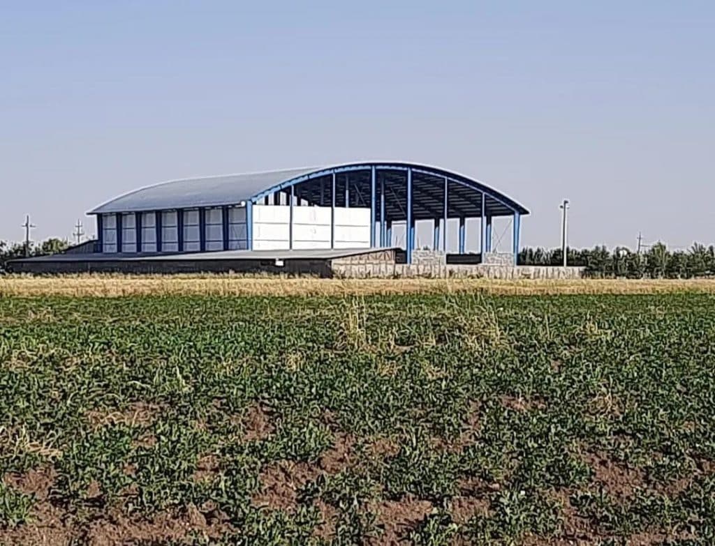 ساخت و نصب سردخانه های صنعتی و ساندویچ پنل TAV در زنجان