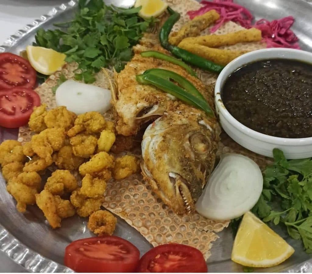 رستوران و مجموعه غذایی ویهان در درگهان