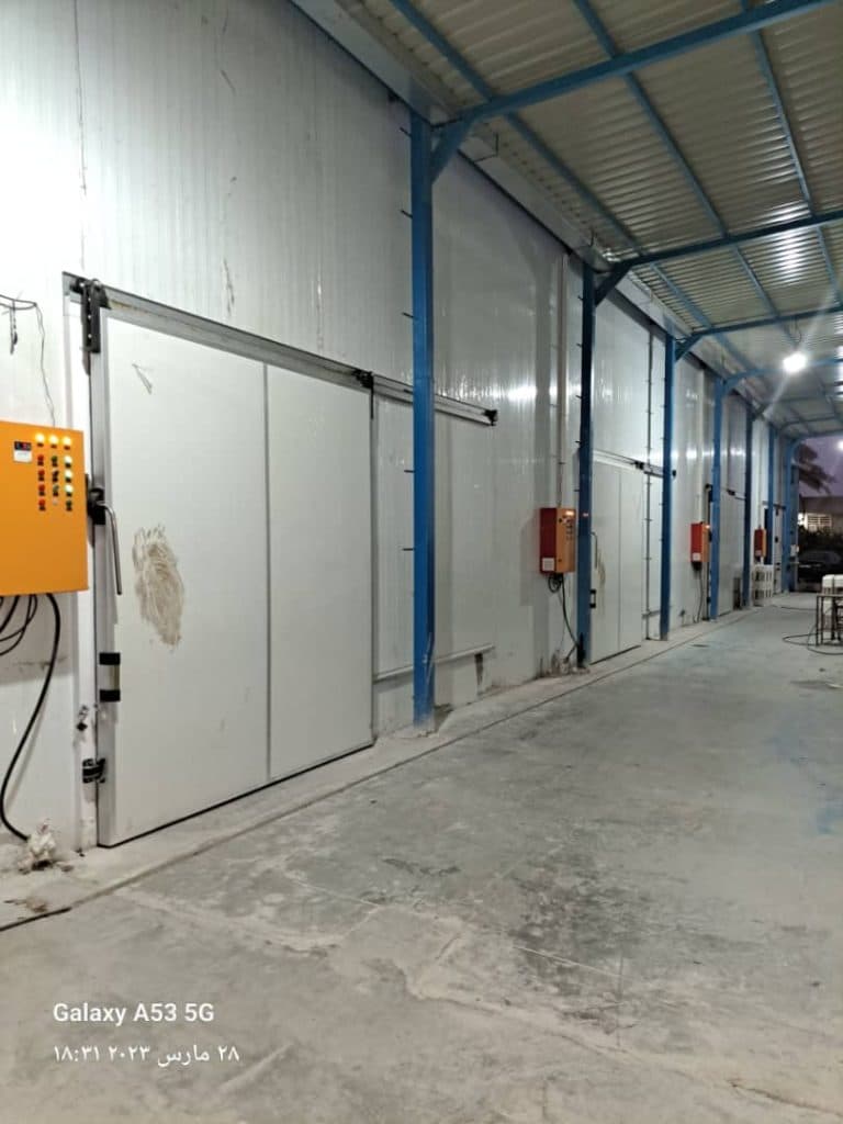 تولید و فروش سردخانه و آیس بانک سرما سازان آوین در شیراز