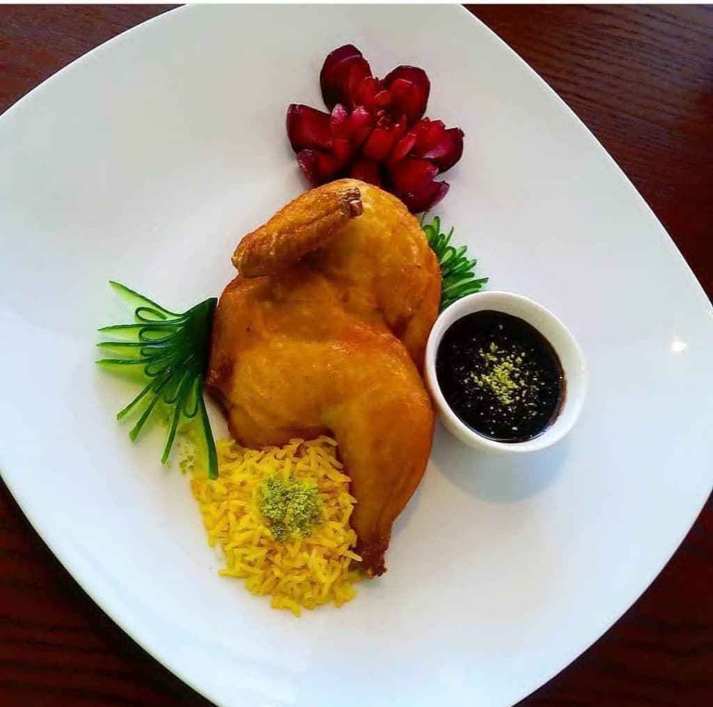 رستوران و مجموعه غذایی ویهان در درگهان