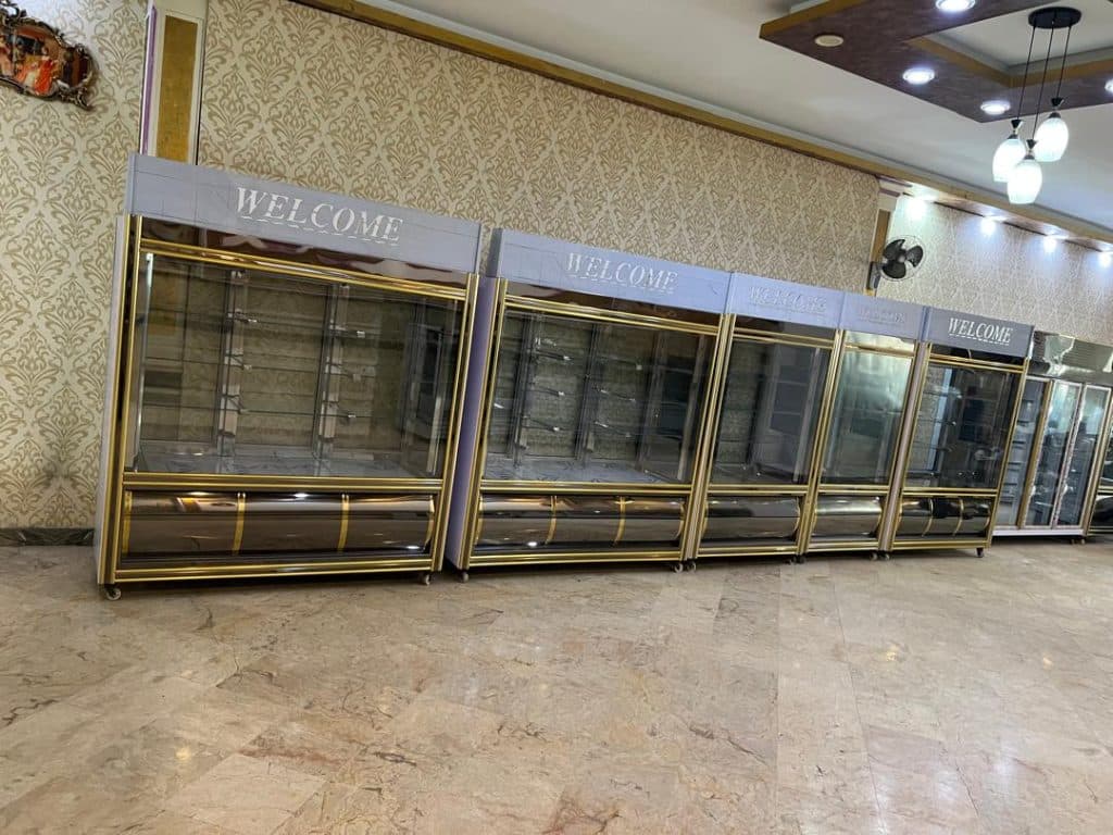 طراحی تولید و فروش یخچال صنعتی و فروشگاهی ایران کار در تهران
