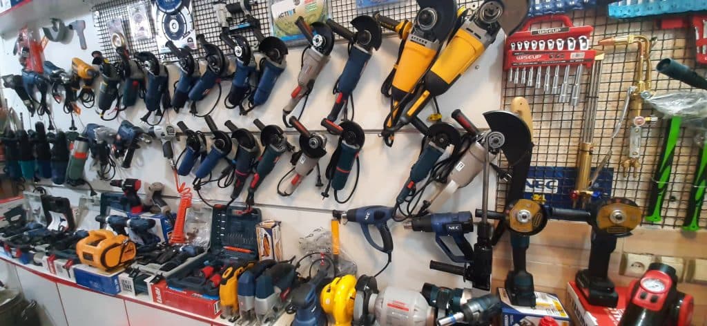 فروشگاه ابزار یراق روشنی در گرگان