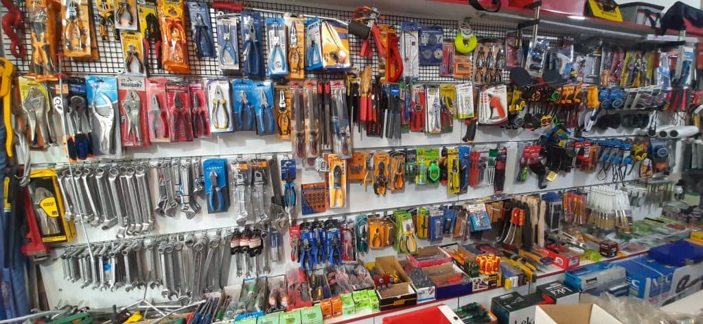 فروشگاه ابزار یراق روشنی در گرگان