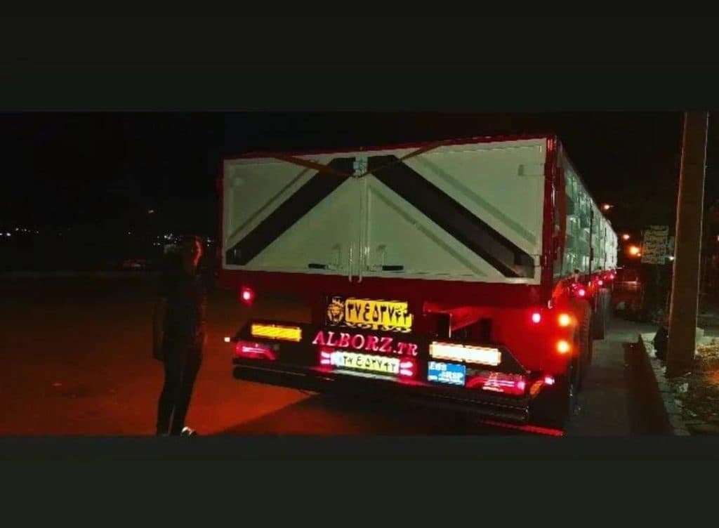 تریلی سازی و کانتینر سازی البرز تریلر در شهرضا اصفهان