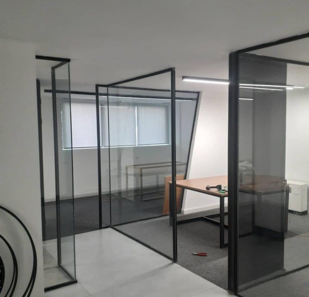 تولید و نصب درب اتوماتیک کرکره برقی شیشه سکوریت سرگل در تهران