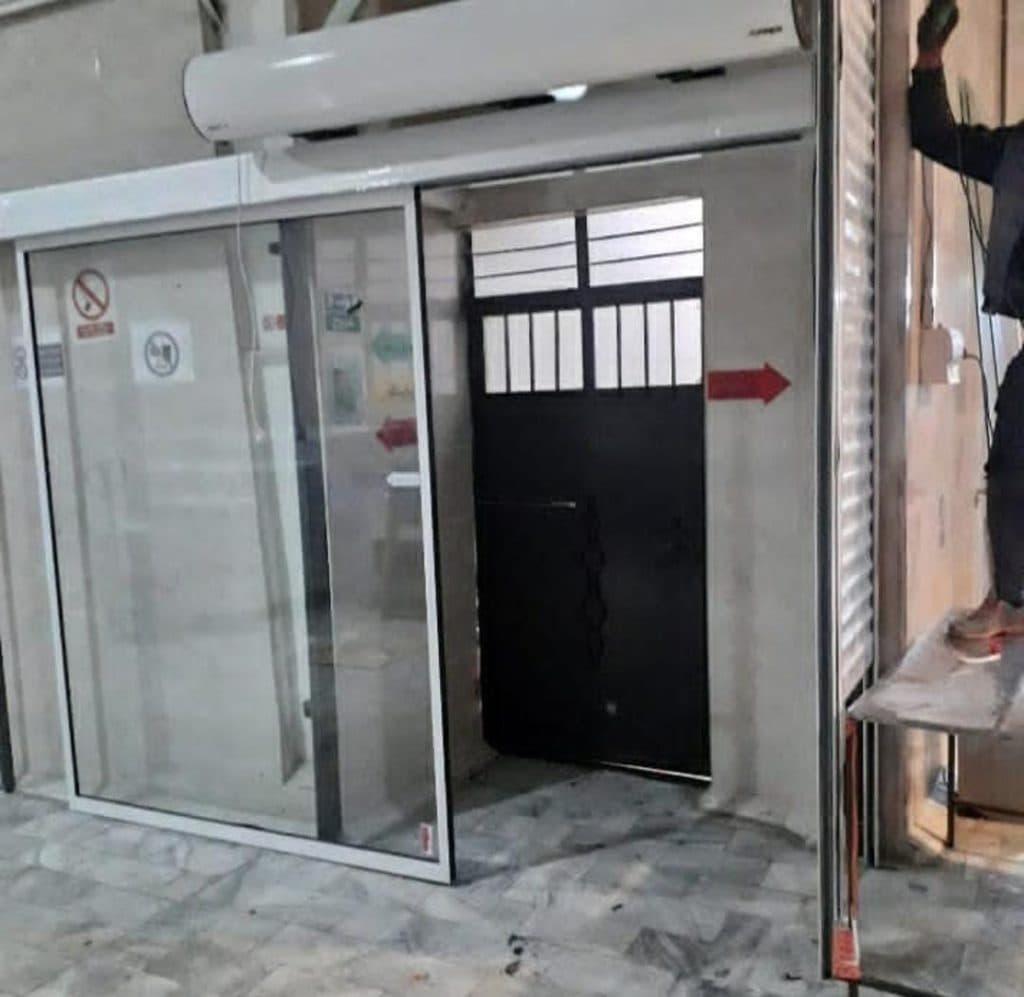 تولید و نصب درب اتوماتیک کرکره برقی شیشه سکوریت سرگل در تهران