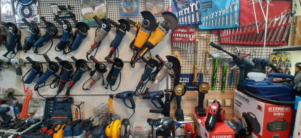 فروشگاه ابزار یراق روشنی در گرگان