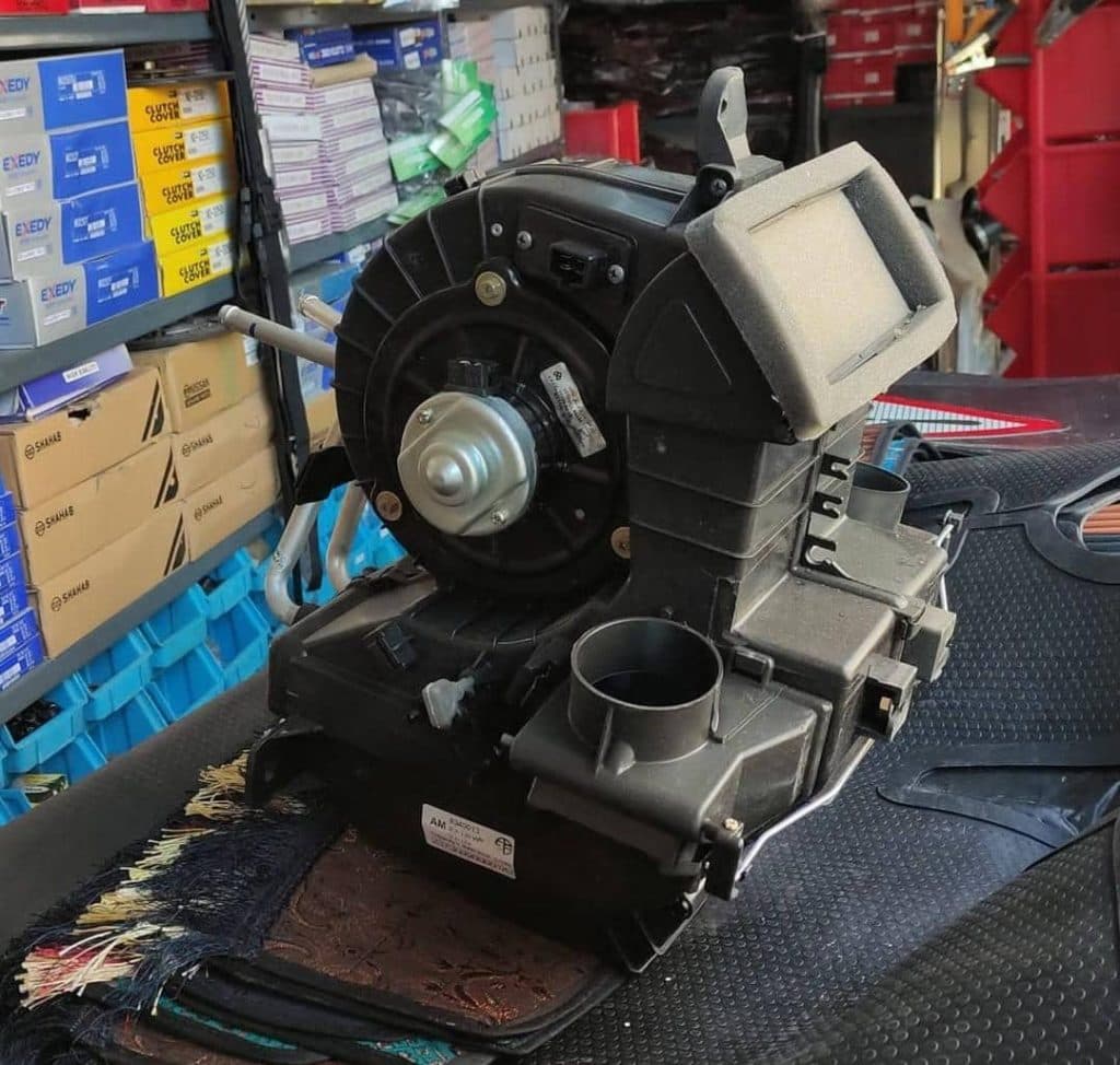 پخش لوازم لوکس نیسان امیررضا مومن در مشهد