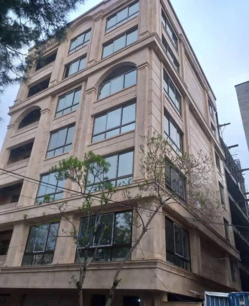 تولید و فروش درب و پنجره upvc و آلومینیوم آذین پنجره در مشهد