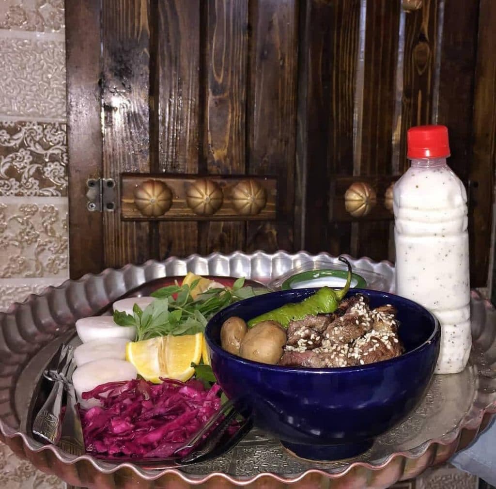 رستوران کاسه کباب سنتی اردبیل زارع در تهران