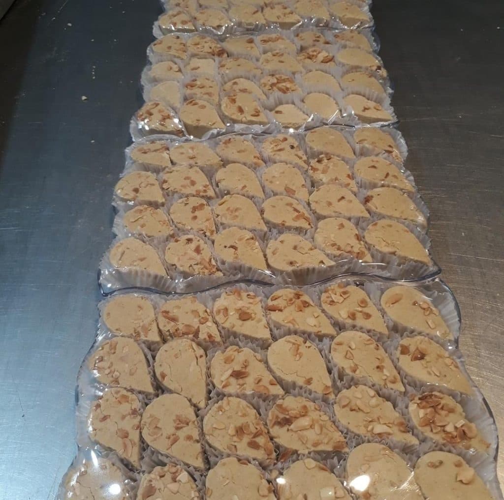 حلوا پزی پسران صداقت در تبریز