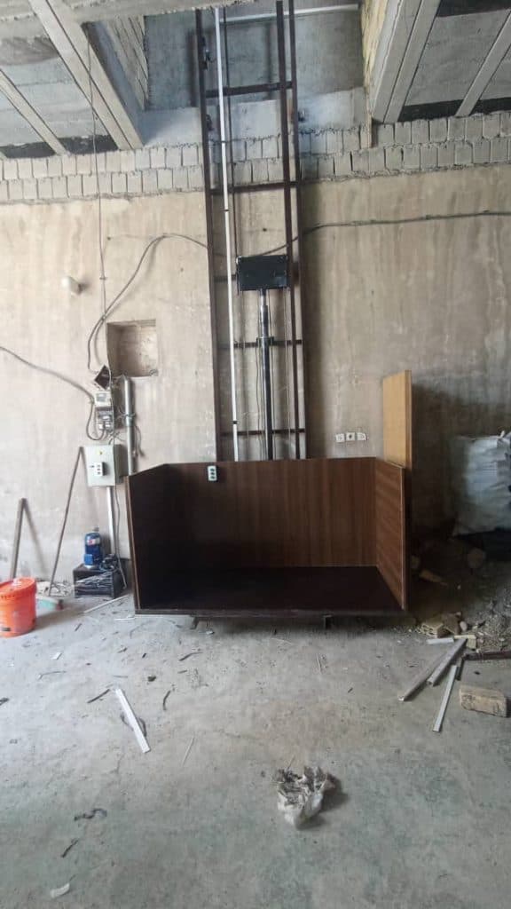 تولید و نصب بالابر و آسانسور طرح هیدرولیکی پیمان صنعت در اصفهان