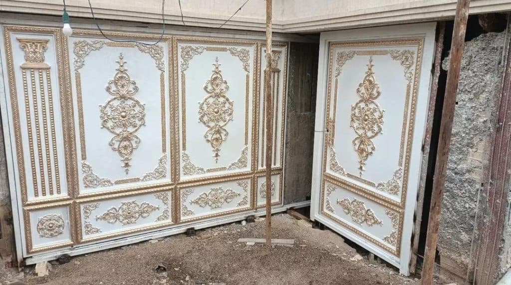 درب و پنجره سازی آهنی و فرفورژه و لیزری تاج فرفورژه در تبریز