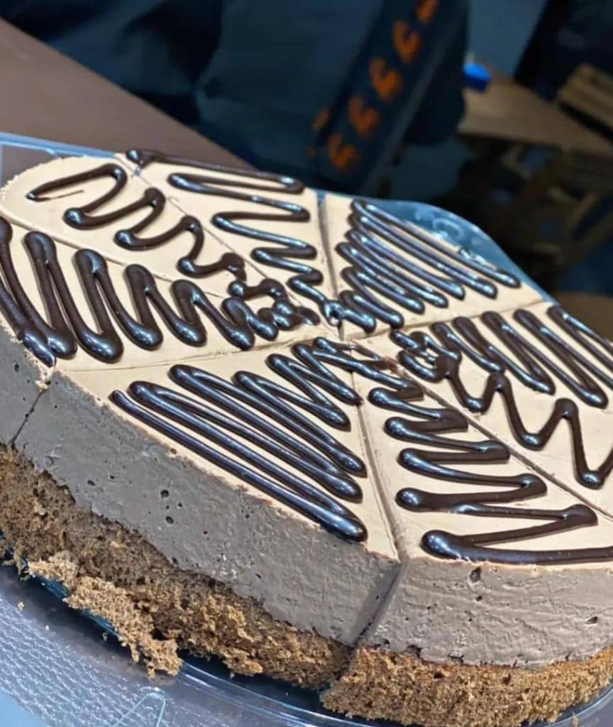 کافه و سفره خانه سنتی قلعه در خورموج