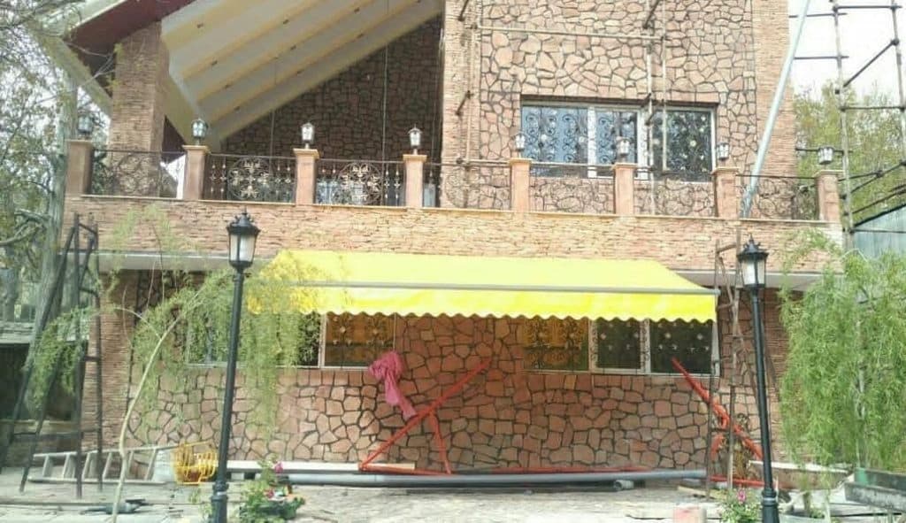 طراحی و نصب درب اتوماتیک جک پارکینگی و کرکره برقی شهاب در یزد