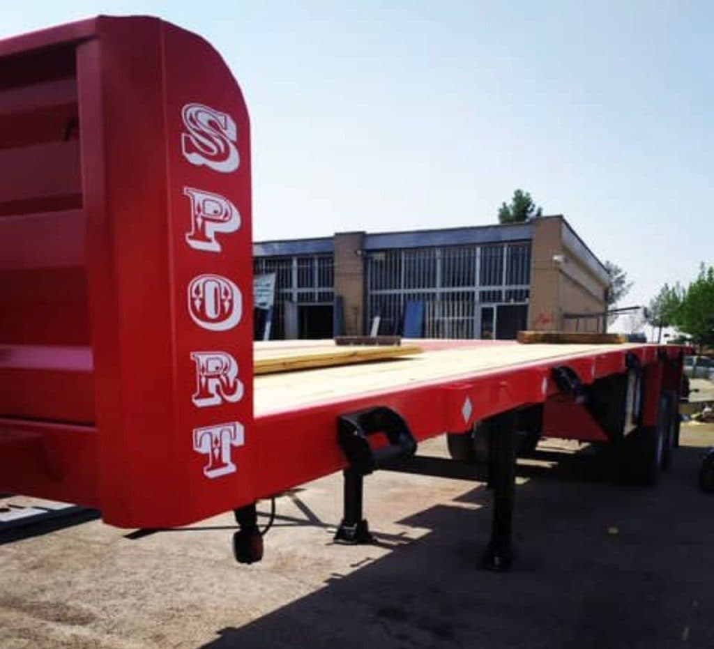 شرکت تریلی سازی دو و سه محور و کمپرسی سورنا در مبارکه اصفهان