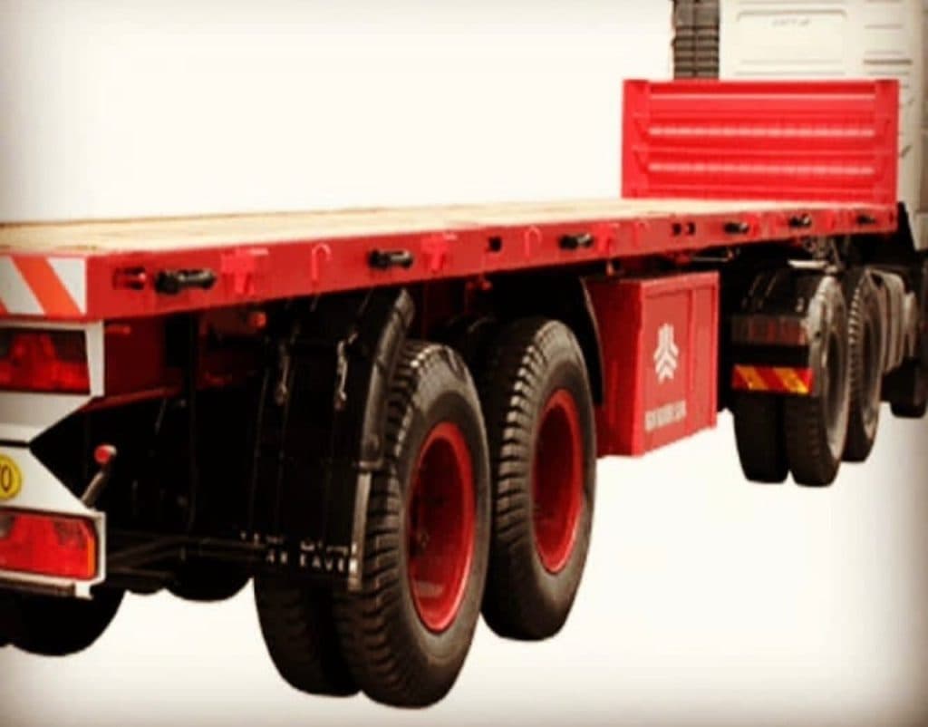 شرکت تریلی سازی دو و سه محور و کمپرسی سورنا در مبارکه اصفهان