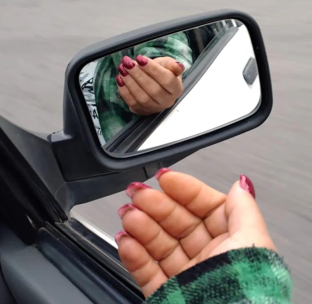 خدمات کاشت ناخن عاطفه حیدری در تنکابن مازندران