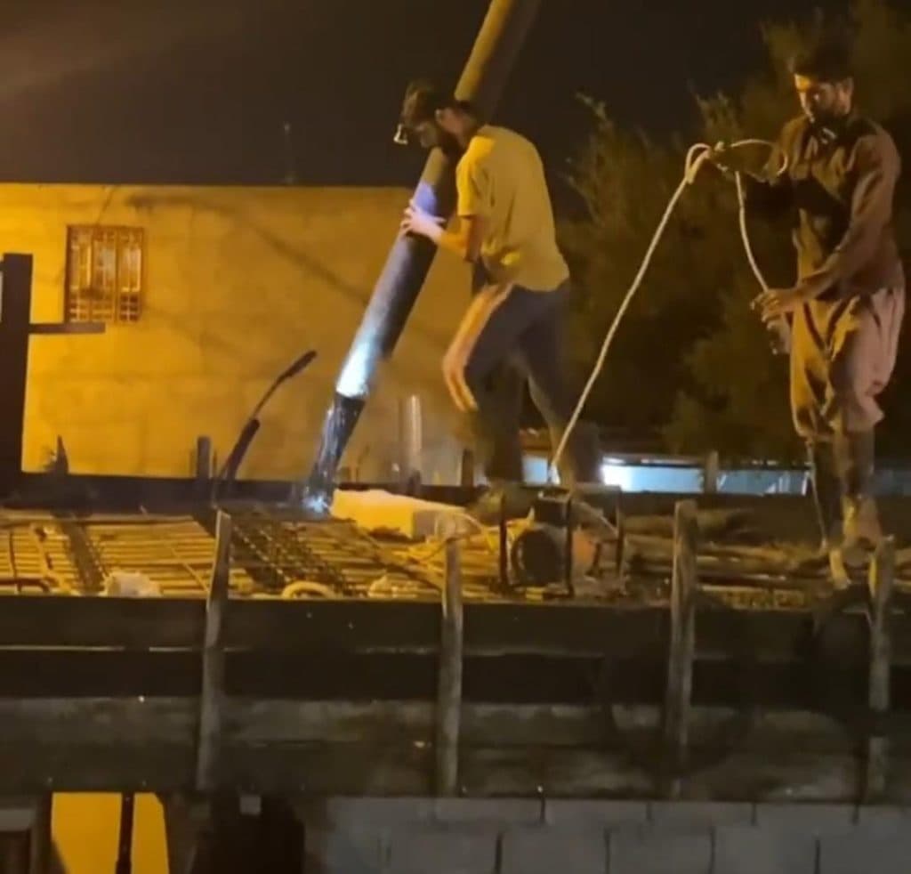 تولید تیرچه و بلوک و بتن آماده کوگ در بستک هرمزگان