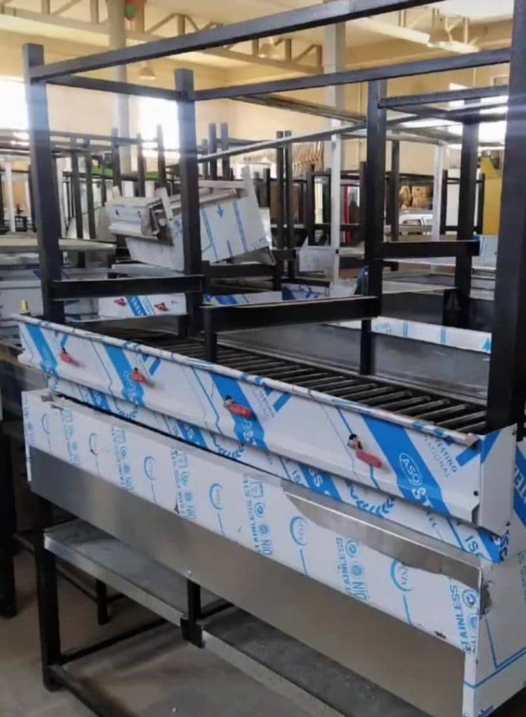 تولید و پخش یخچالهای صنعتی آب سرد کن و سردخانه حسین زمانی در شبستر