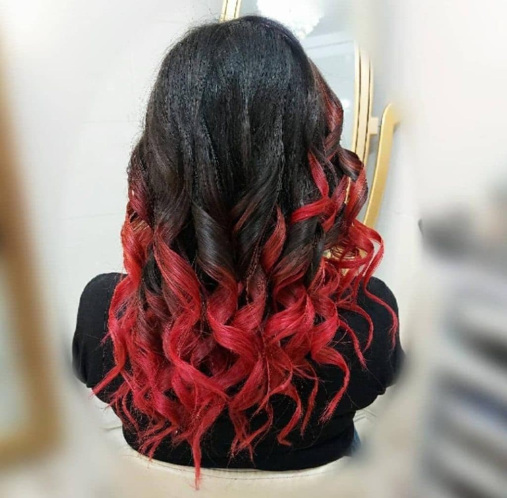 سالن زیبایی قصر عروس در فامنین همدان