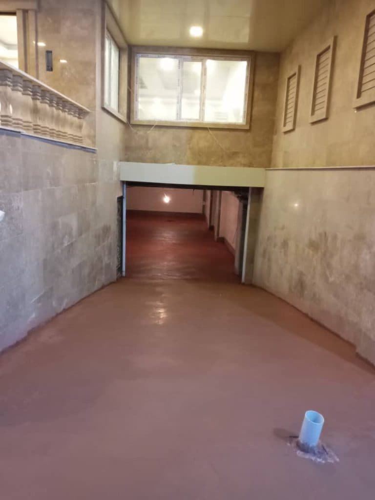 اجرای بتن با ماله پروانه برش با کاتر برادران برزگر در آذربایجان شرقی