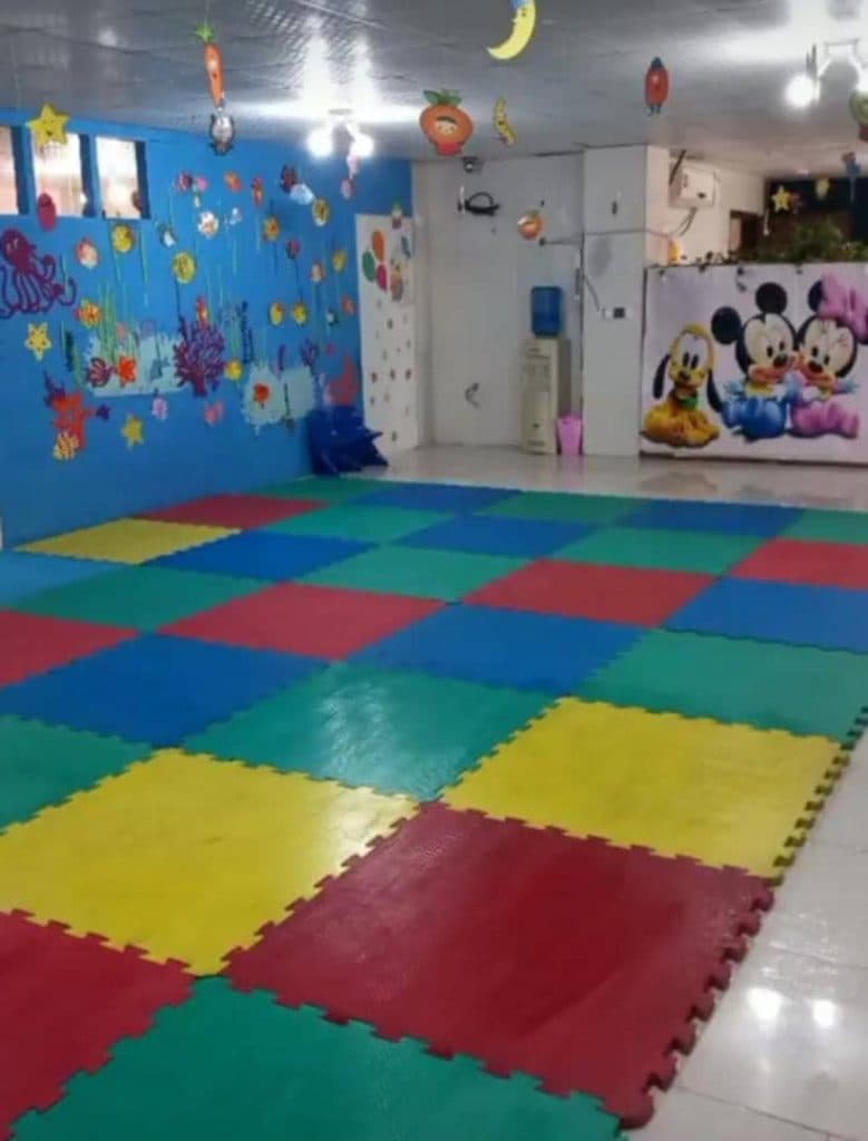 کودکستان و پیش دبستان غیر دولتی پروانه های باغ زندگی در بندرعباس