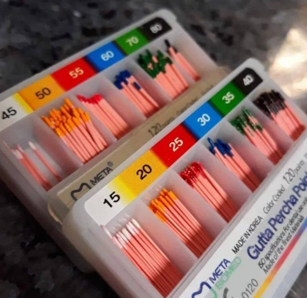 فروشگاه لوازم دندانسازی و دندانپزشکی سعادتمند در اراک