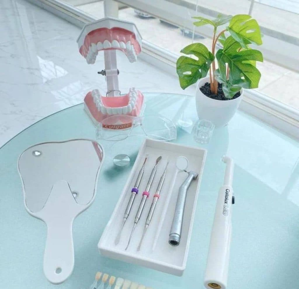 فروشگاه لوازم دندانسازی و دندانپزشکی سعادتمند در اراک