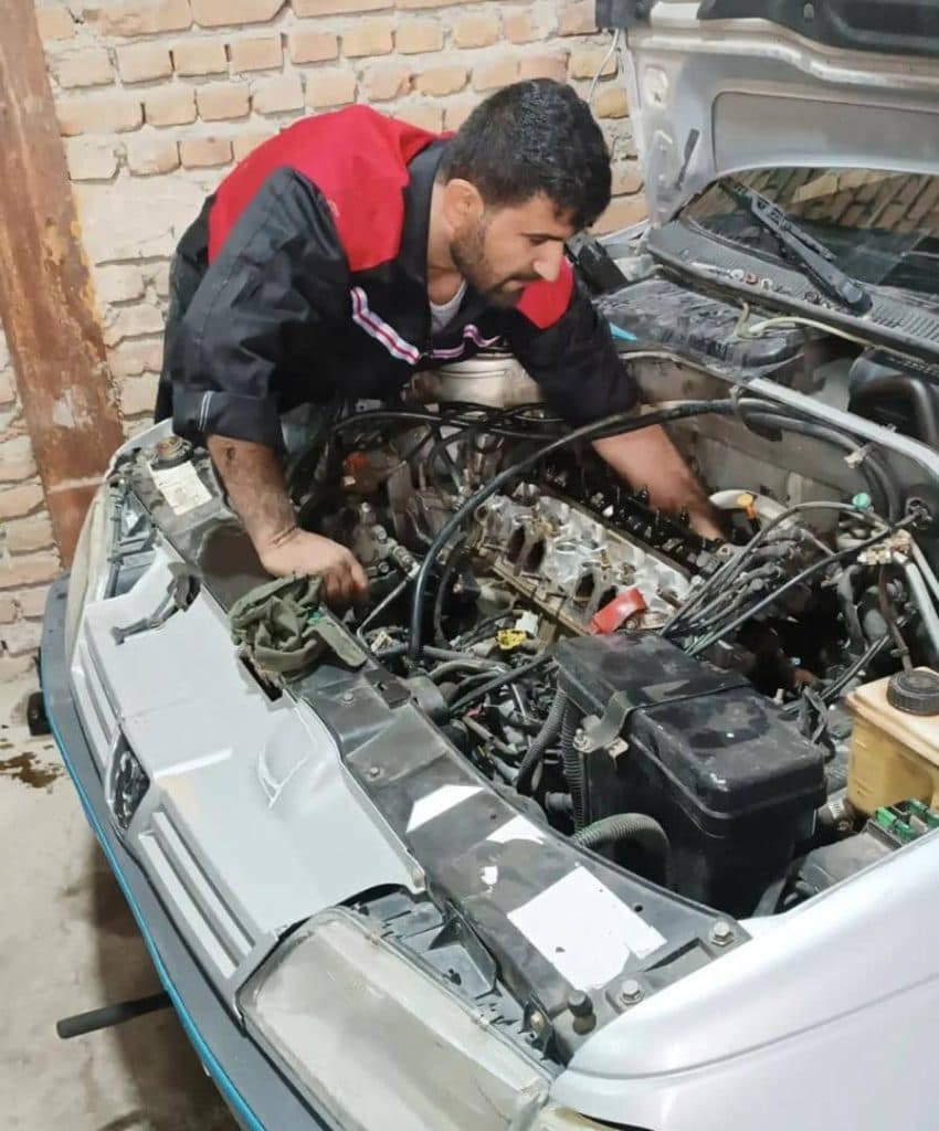 مکانیکی و تعمیر گیربکس و موتور پژو بانه زیری در سردشت