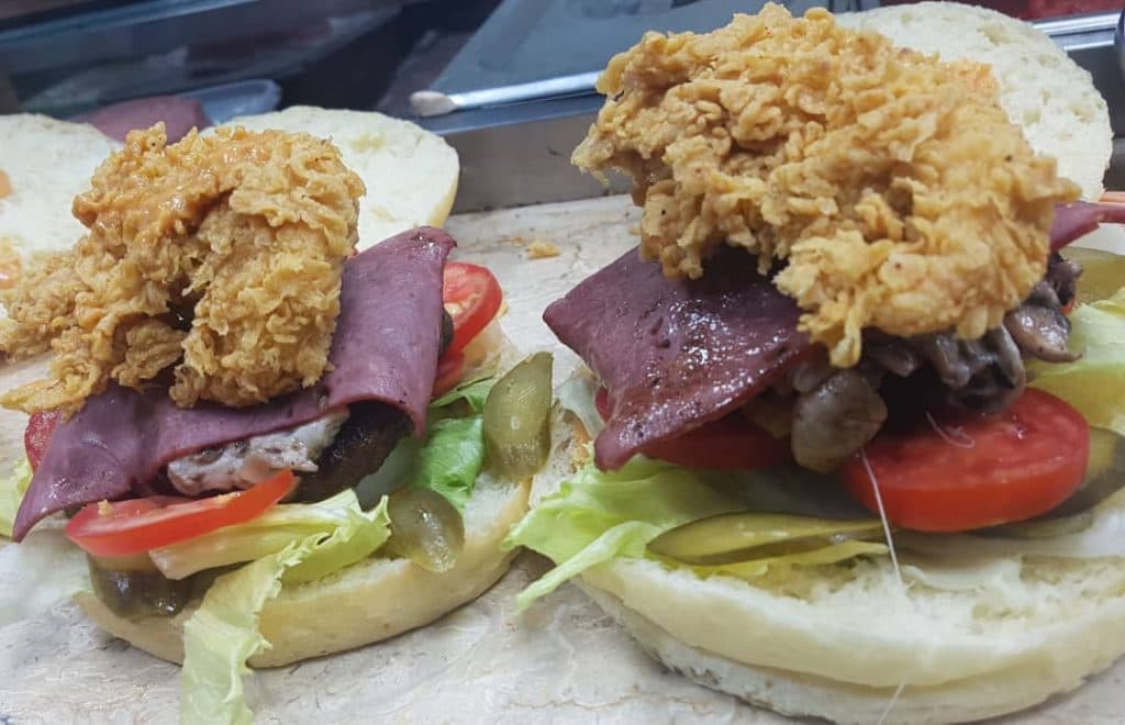 فست فود برگر لند در اهواز