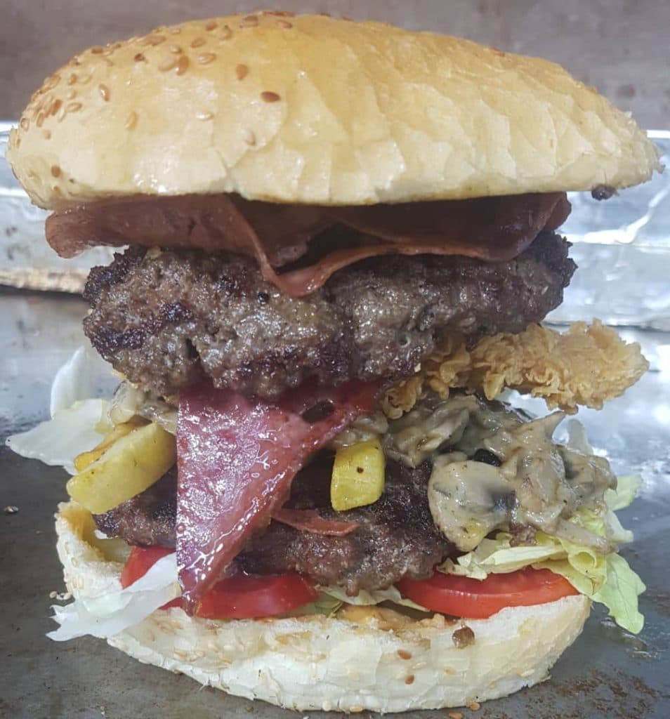 فست فود برگر لند در اهواز