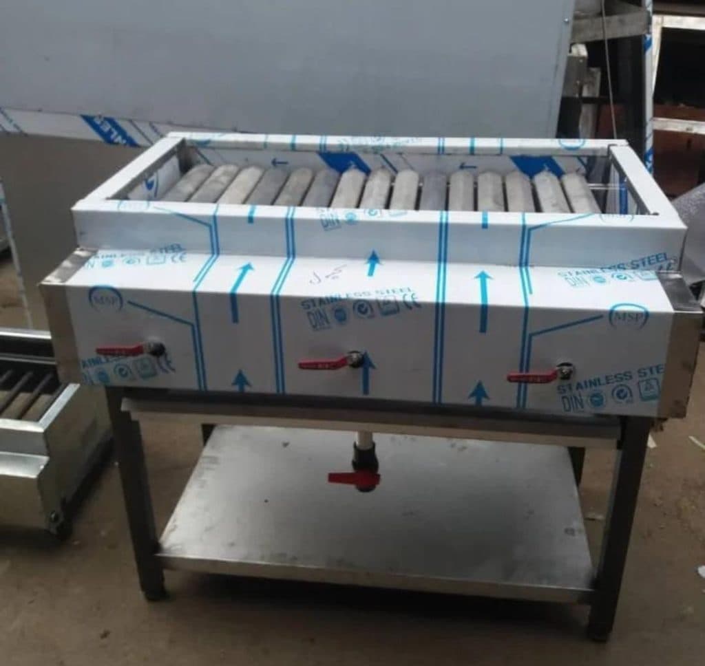 فروش تجهیزات آشپزخانه صنعتی و یخچال فروشگاهی سرما گستر لامرد