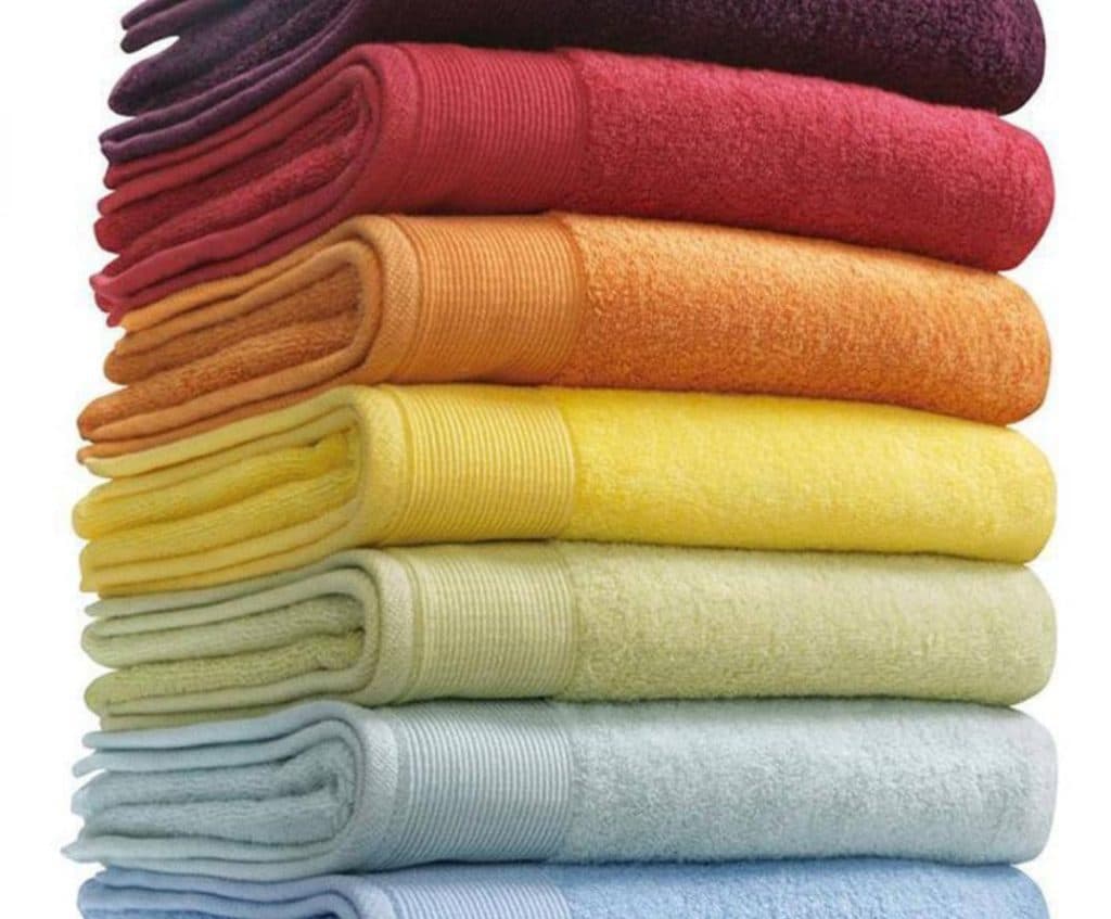 فروشگاه پوشاک و حوله نژادی در تبریز