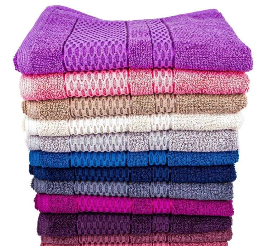 فروشگاه پوشاک و حوله نژادی در تبریز