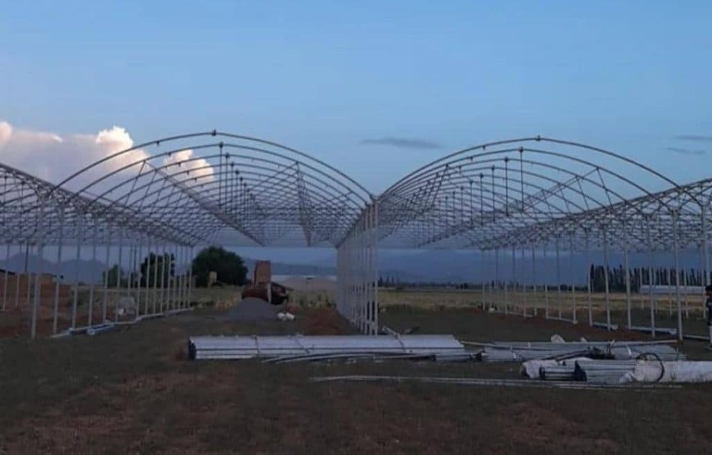 ساخت و نصب و اجرا گلخانه فلزی و اسپانیایی عباسی در ورامین