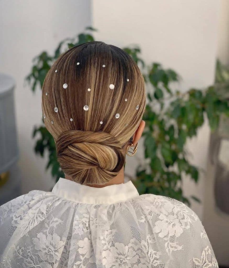 سالن زیبایی ساناز گیلانی در جیرفت کرمان