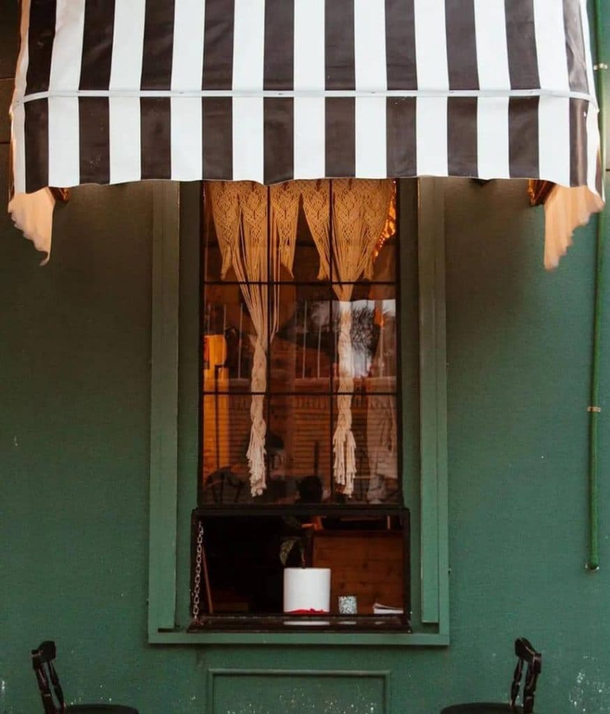 کافه تراتوریا ایتالیانو در بوشهر