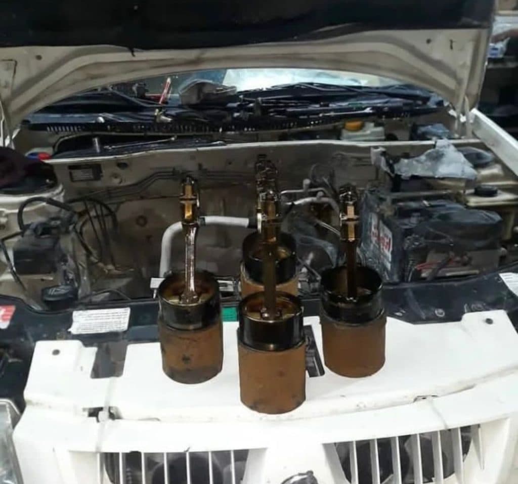 تعمیرگاه مکانیکی و کارشناس ماشین ایرانی و خارجی محمدی در بوکان