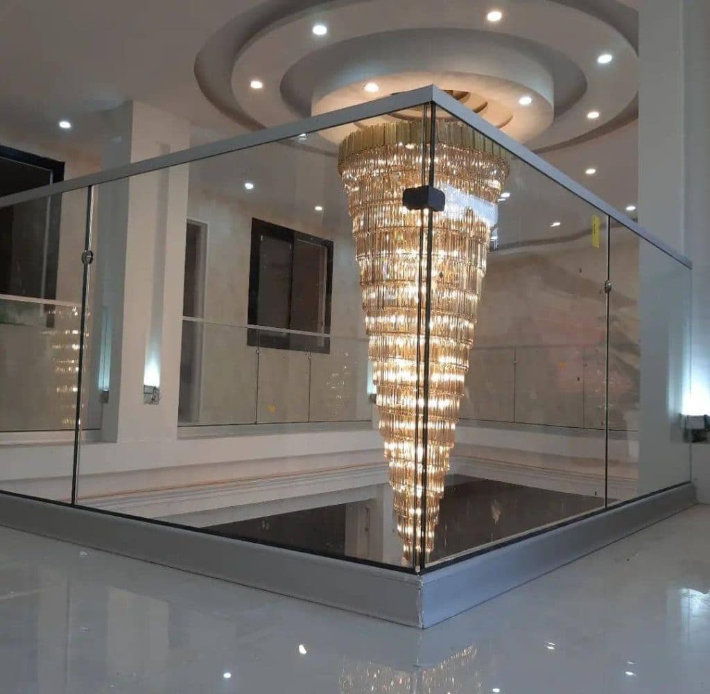 تولید و اجرای هندریل شیشه ای و نرده آلومینیومی مافی در تهران