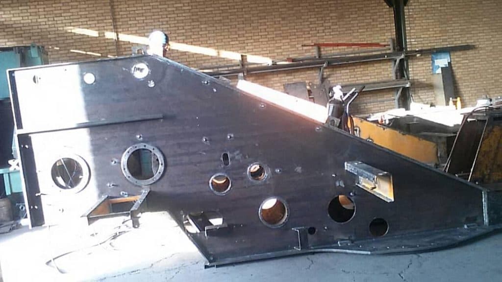 آهنگری و ساخت و تعمیر جرثقیل کاسپین فرجی در تهران