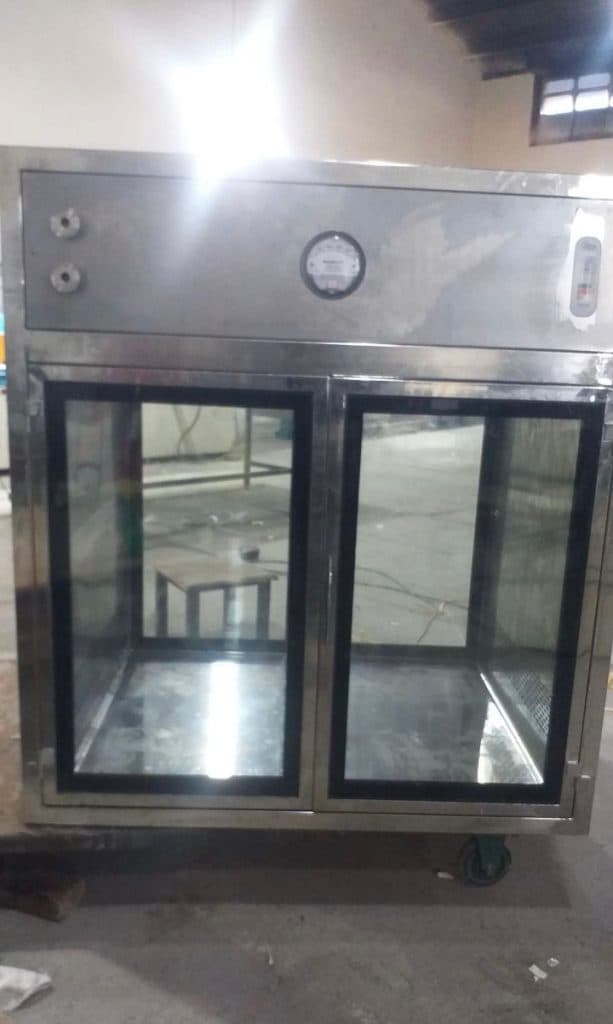 تولید سینک های اسکراب و هودهای لامینار زرین استیل کوثر در تهران