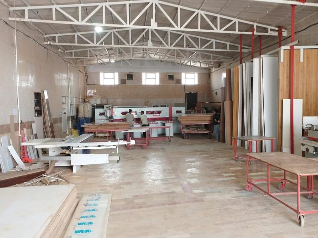 خدمات برشکاری و pvc امیری در کرمان