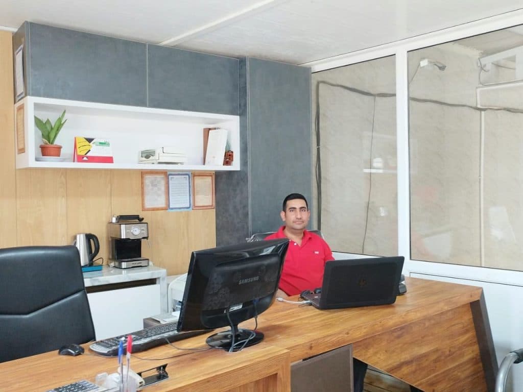 خدمات برشکاری و pvc امیری در کرمان